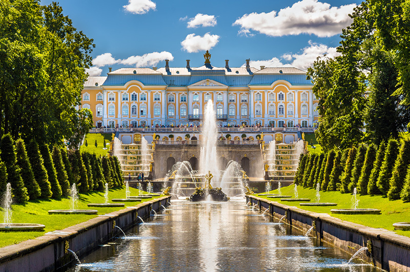 Peterhof Palace, St Petersburg, Russia Peterhof Palace, St Petersburg, Russia