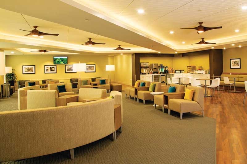 Plumeria Lounge at Honolulu Airport Plumeria Lounge at Honolulu Airport
