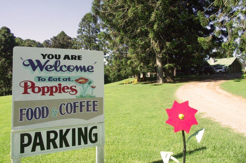 Poppies on the Hill - a quaint cafe offering picture perfect views. Poppies on the Hill - a quaint cafe offering picture perfect views.