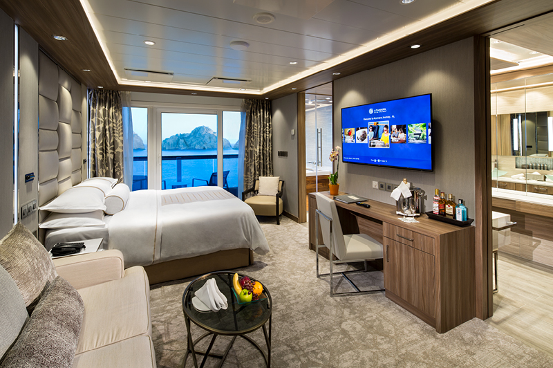 Azamara Club Spa Suite Bedroom