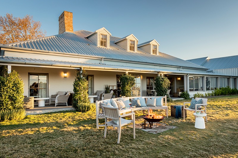 Lounge firepit, Spicers Guesthouse