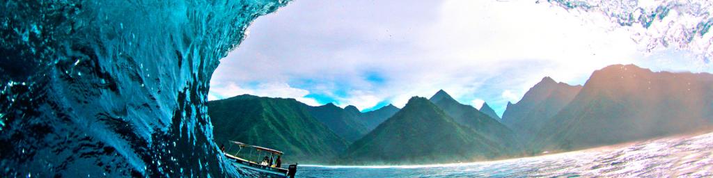 Teahupoo beach Tahiti