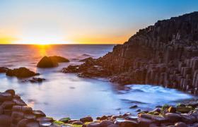 giants causeway sunset ireland